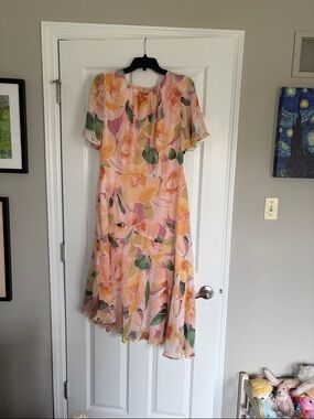 Maggy London Pink & Peach Floral Midi Dress with Green Leaves